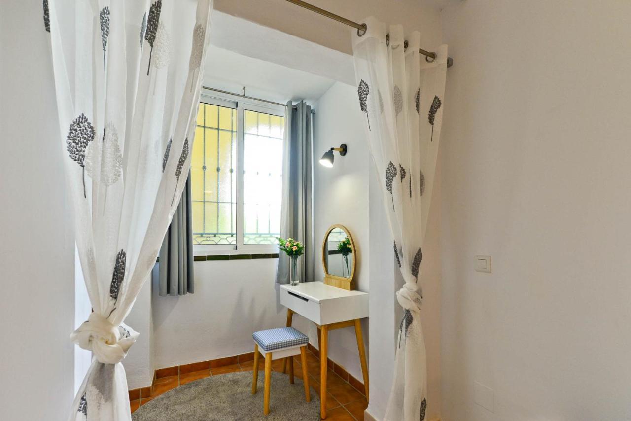 Refurbished 2-Bed Apartment Burriana Beach. 内尔哈 外观 照片