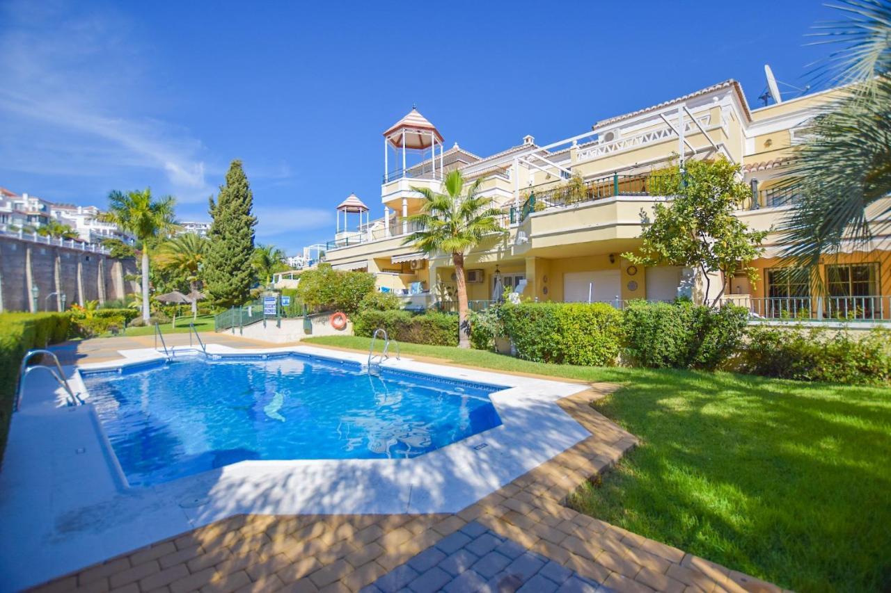 Refurbished 2-Bed Apartment Burriana Beach. 内尔哈 外观 照片