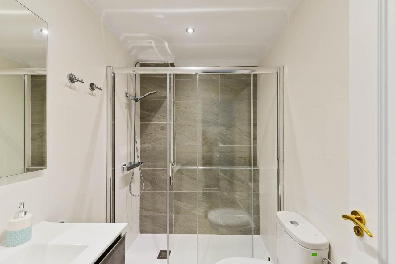 Refurbished 2-Bed Apartment Burriana Beach. 内尔哈 外观 照片